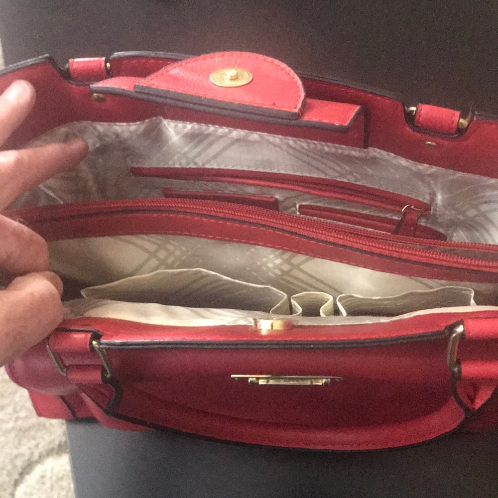 Purse - Picture 2 of 3